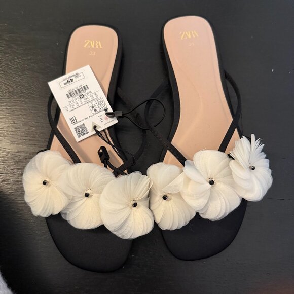 Zara Black and White Floral Sandals - Picture 3 of 4